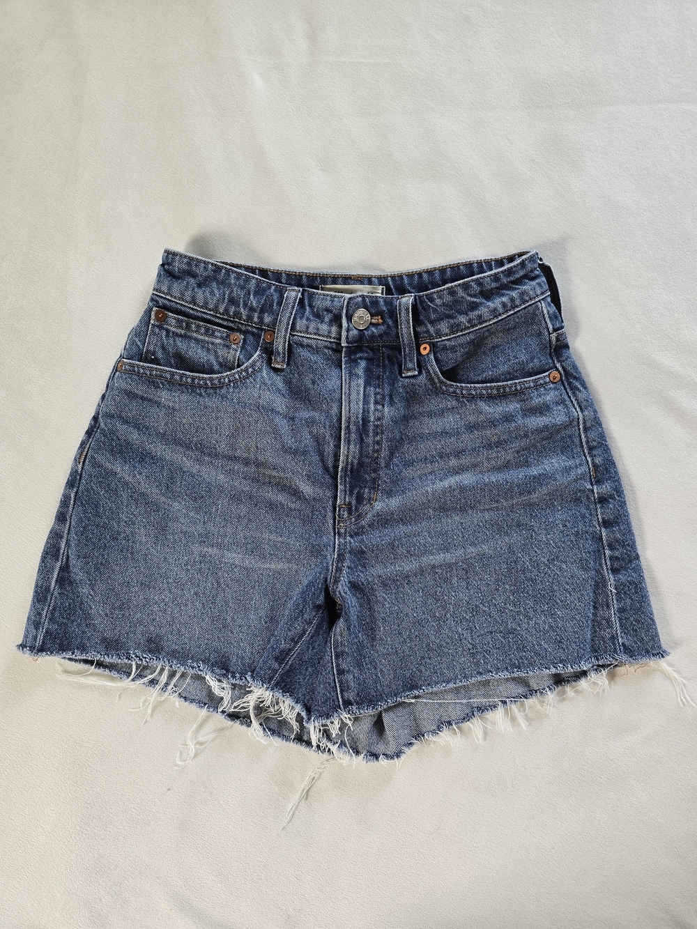 Madewell▪️The Curvy Perfect Jean Short High Waisted in Light Blue Denim
